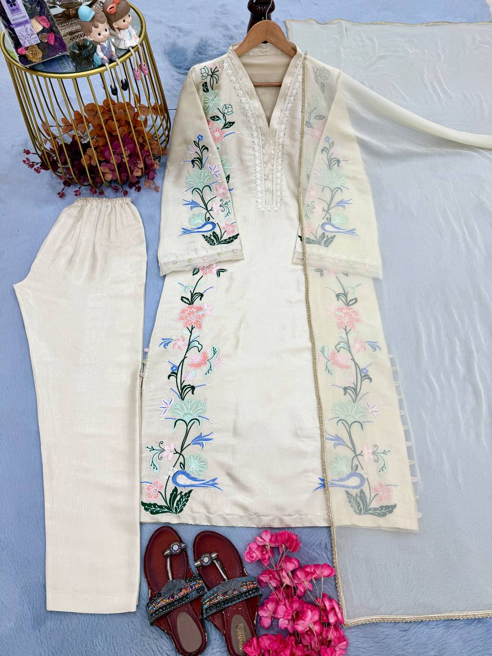 Ivory Embroidered Over Size Long Kaftan & Bottom With Dupatta For Festive Wear