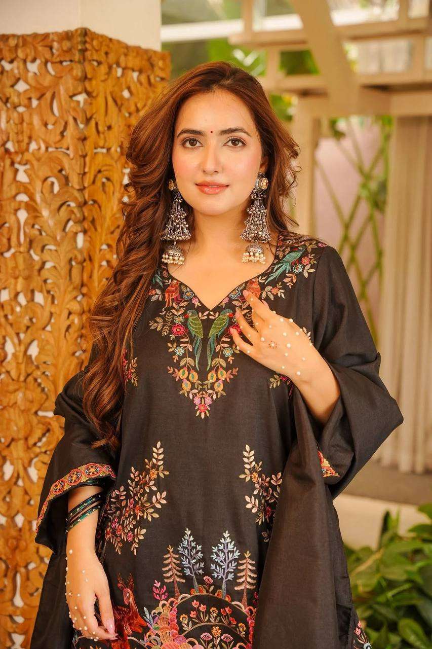 Designer Black Kurta Farshi Salwar Set for Graceful Festive and Casual Looks