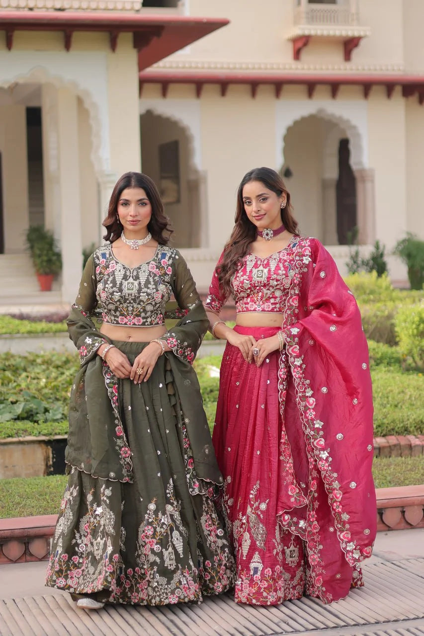 Wedding Wear Gold Crush Lehenga Choli with Heavy Zari Work
