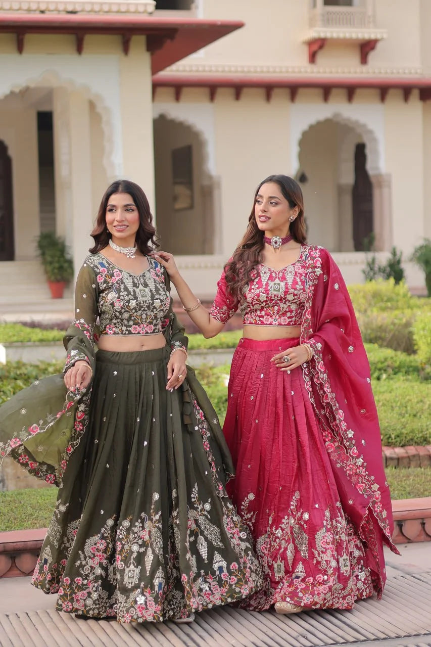 Wedding Wear Gold Crush Lehenga Choli with Heavy Zari Work