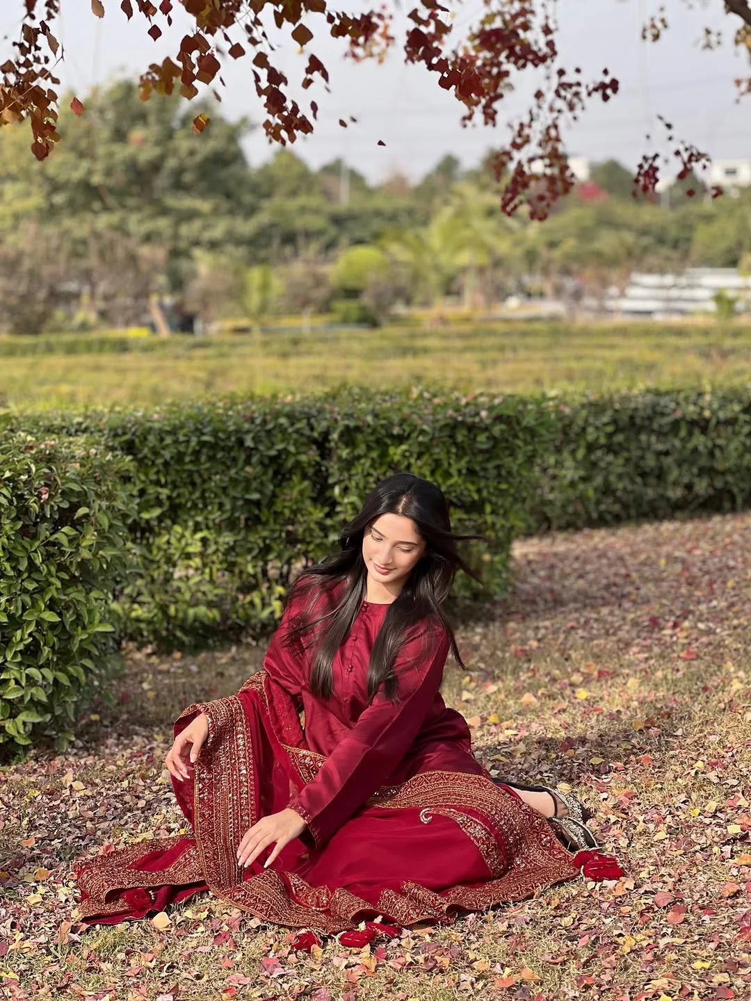 Natural Crepe Silk Embroidered Kurta Pant Set with Dupatta