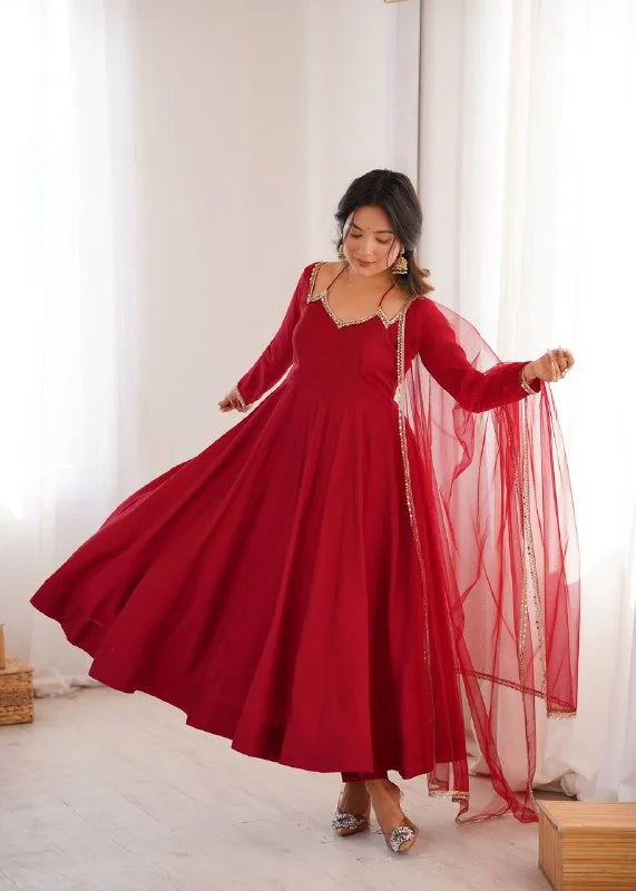 Chanderi Anarkali with Pant & Nylon Net Dupatta