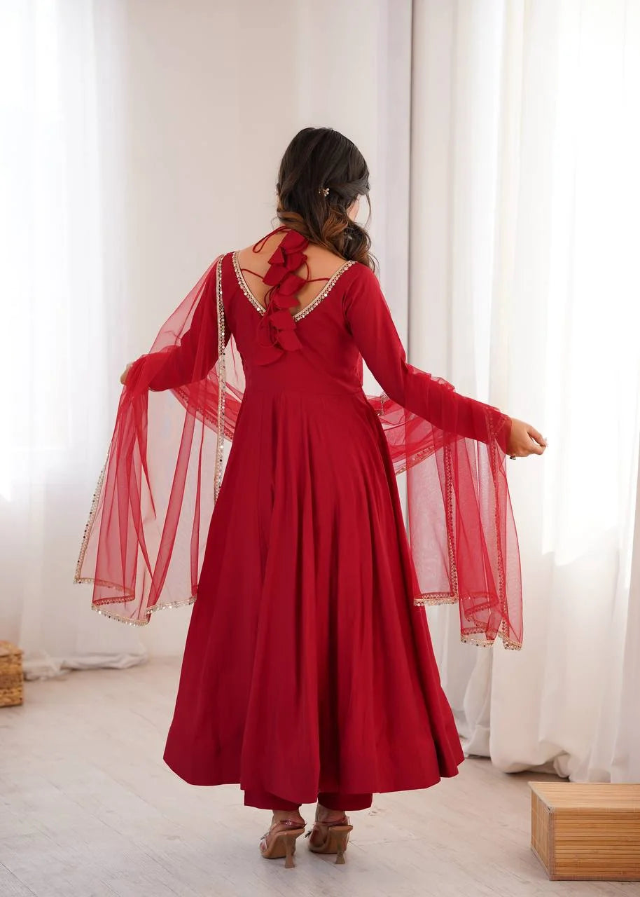 Chanderi Anarkali with Pant & Nylon Net Dupatta