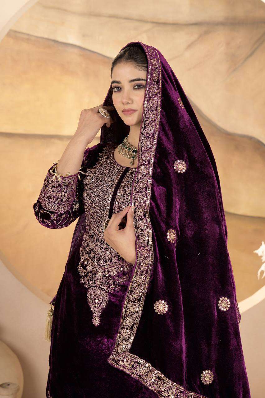 Elegant Maroon Velvet Suit Set – Festive Ethnic Wear with Embroidered Dupatta & Pant