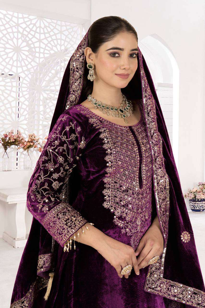 Elegant Maroon Velvet Suit Set – Festive Ethnic Wear with Embroidered Dupatta & Pant