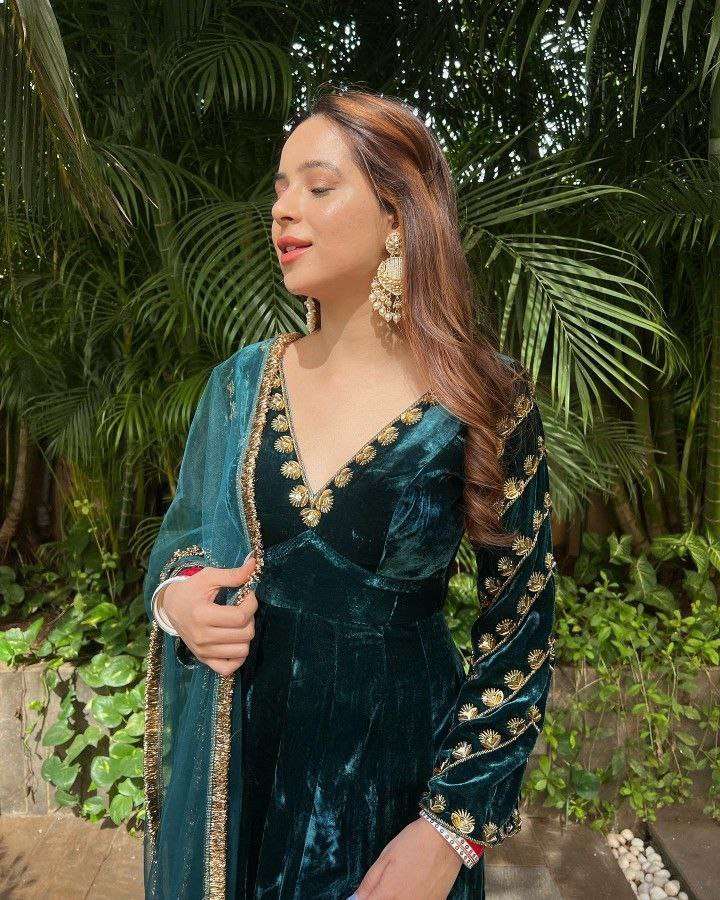 Designer Blue Velvet Gown for Women â€“ 4 Mtr Flair, Round Neck & Embroidered Dupatta | Party & Wedding Wear