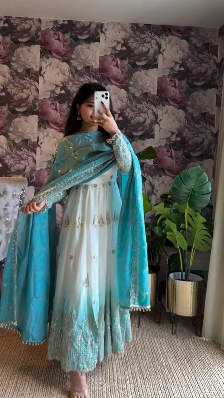 Fresh Mint Festive Anarkali Kurta Set with Dupatta â€“ Plus Size Fit