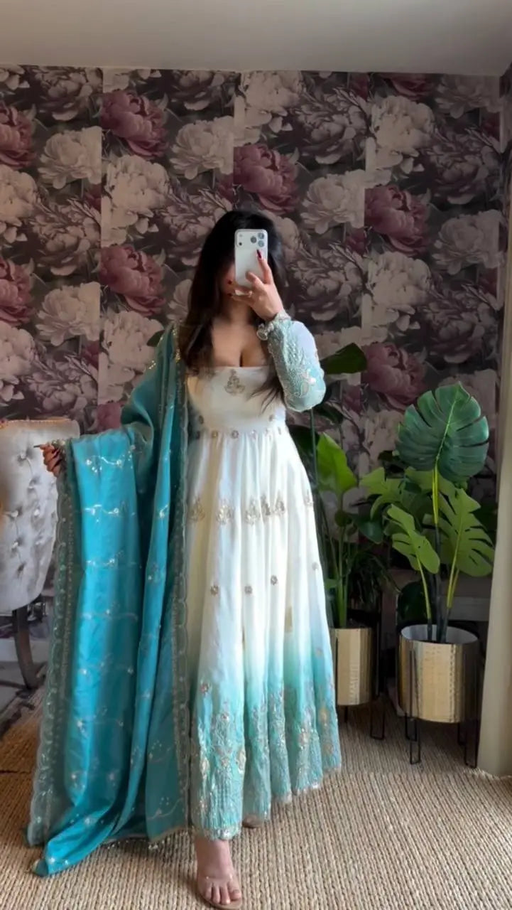 Fresh Mint Festive Anarkali Kurta Set with Dupatta â€“ Plus Size Fit