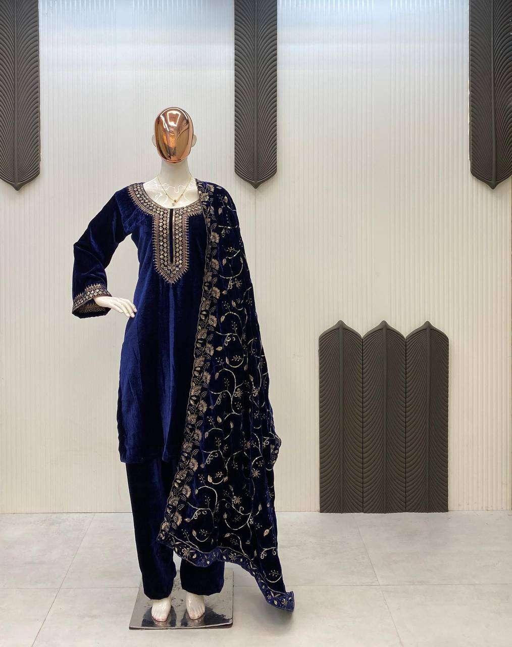 Luxury Velvet Sequence Embroidery Suit Set