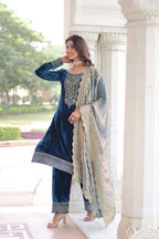 Rich Velvet Partywear Set with Sequence â€“ Zari Work