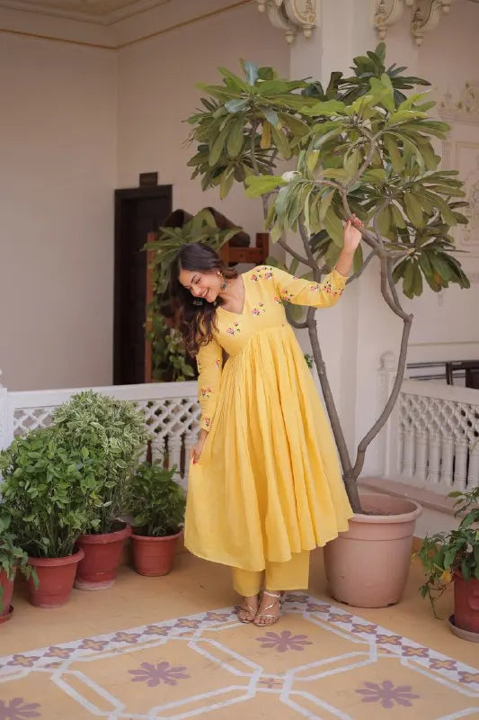 Elegant Cotton Embroidered Kurti Set with Comfortable Pant