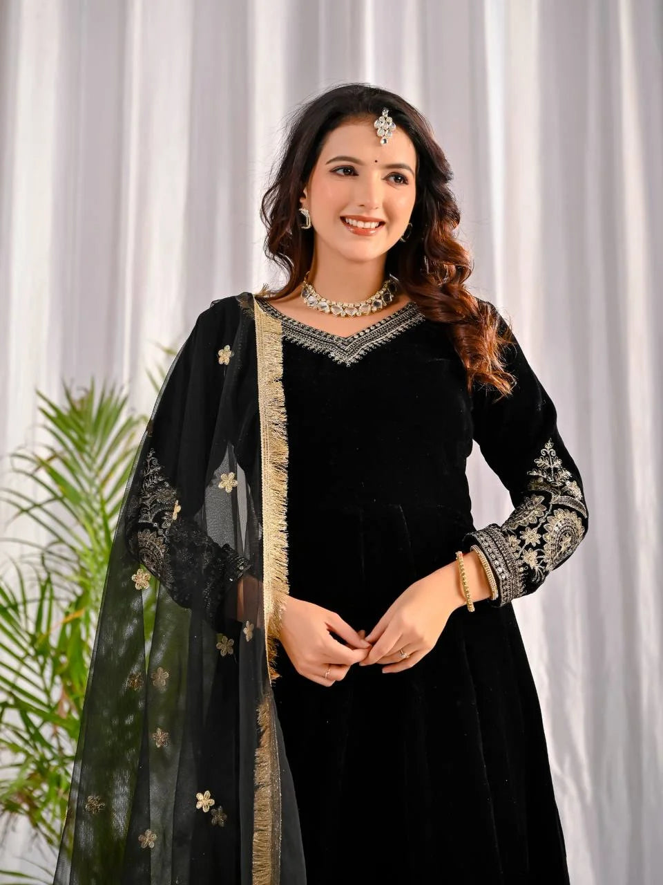 Heavy Velvet Embroidered Anarkali Set with Premium Net Dupatta