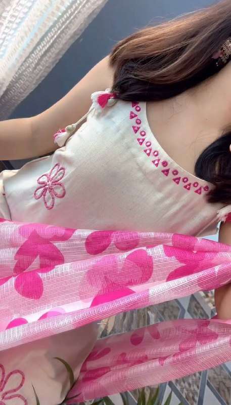 Womenâ€™s Kurta Plazzo Dupatta Set â€“ Thread & Mirror Work