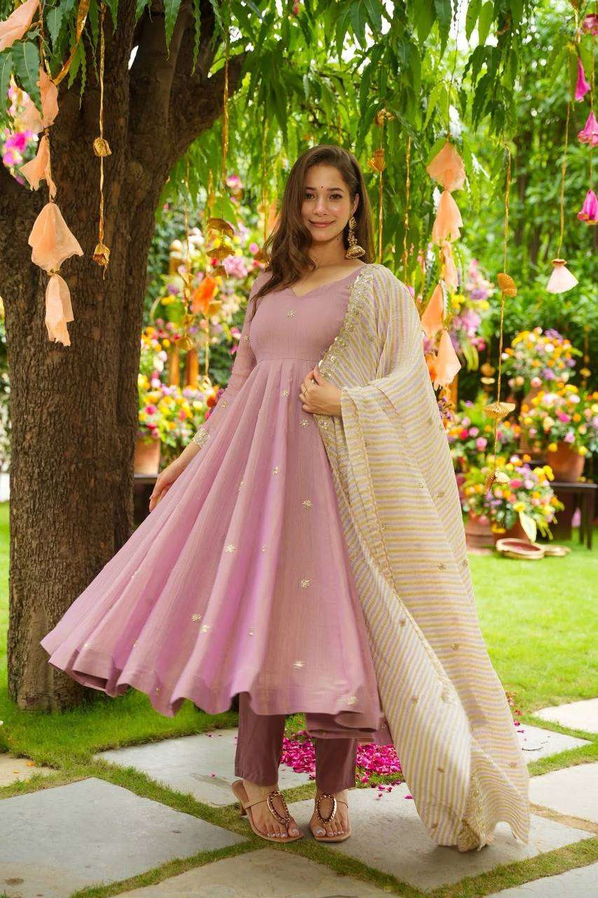 Twirl & Trend â€“ Festive Outfits Made Stylish