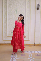 Traditional Floral Embroidered Kurti with Modern Pant Style