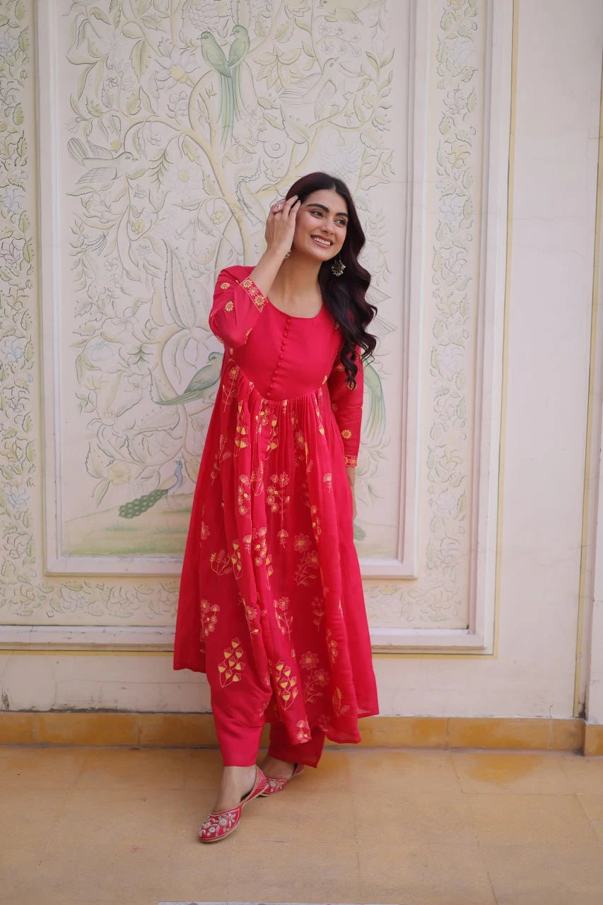 Traditional Floral Embroidered Kurti with Modern Pant Style