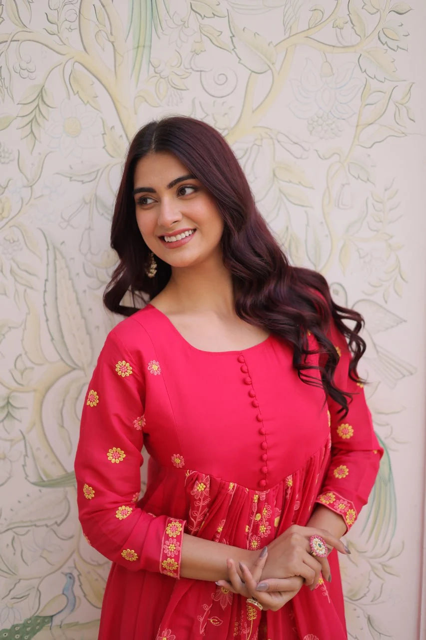 Traditional Floral Embroidered Kurti with Modern Pant Style