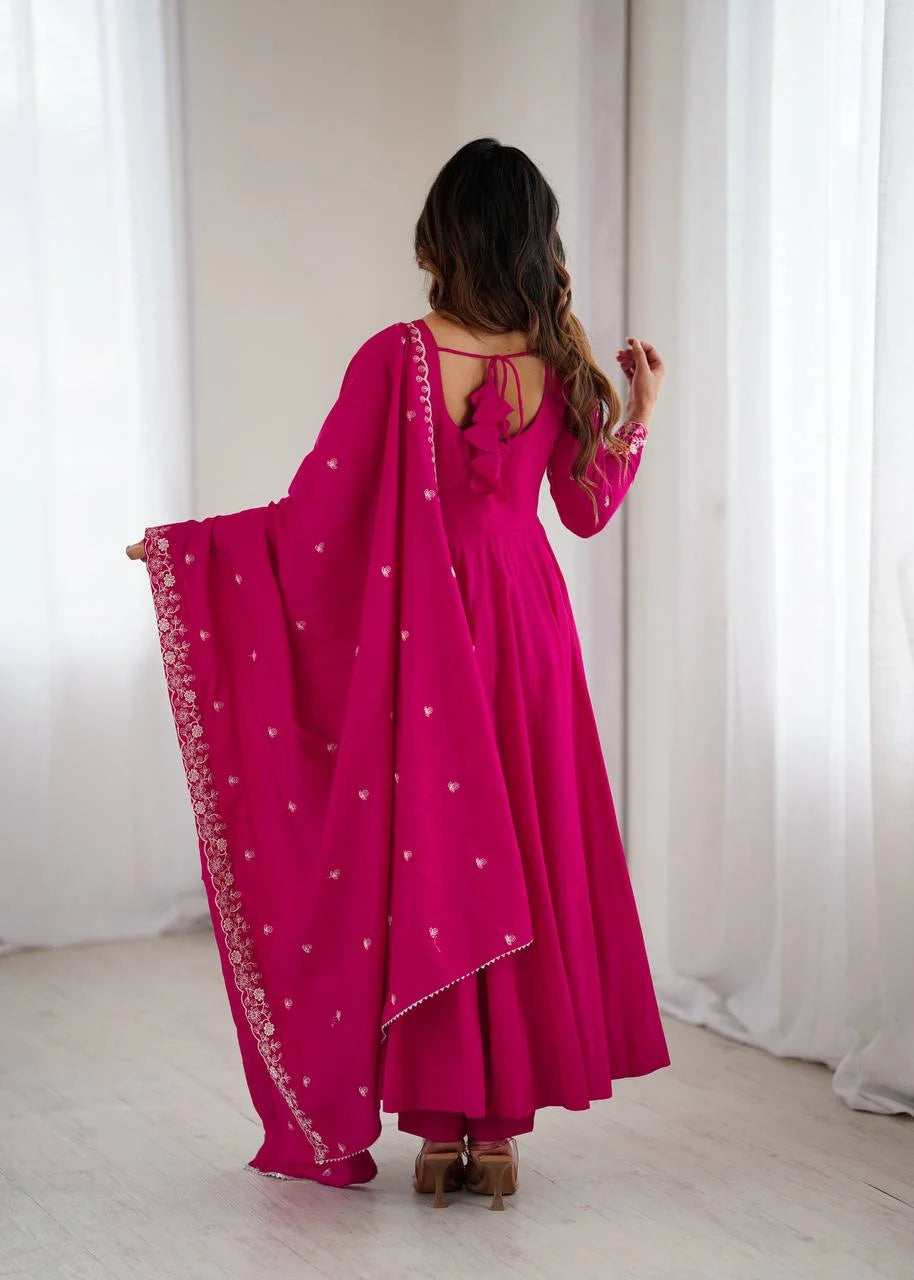 Opulent Roman Chanderi Anarkali Set â€“ Beads Embroidery & Fancy Dupatta
