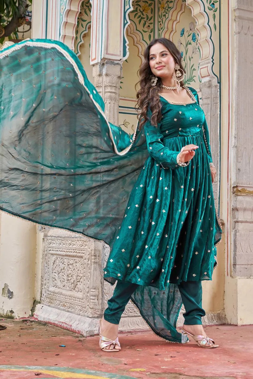 Royal Teal Green Fendy Silk Kurta Pent Set with Embroidered Dupatta