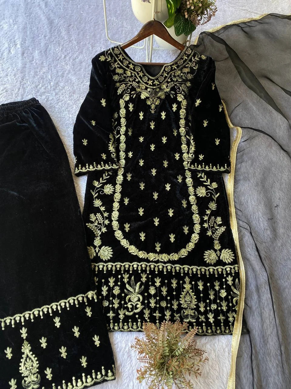 Velvet Embroidered Kurti Plazzo Set for Festive & Wedding Wear