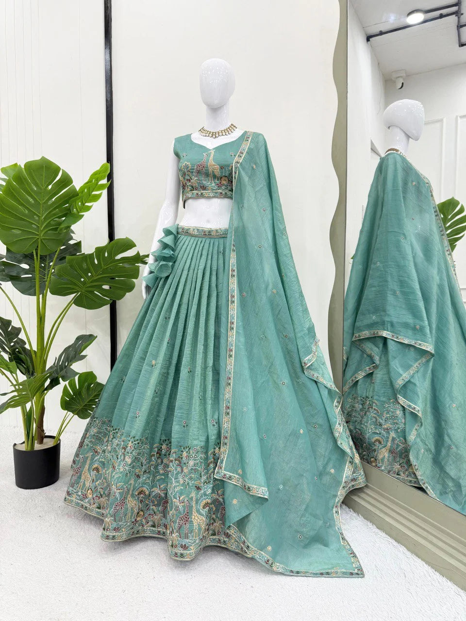 Royal Look Gold Crush Lehenga with Heavy Flair & Luxury Finish