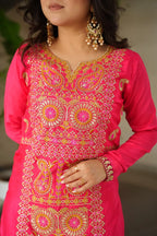 Classic Chinnon Three-Piece : Top Pant With Zari Dupatta