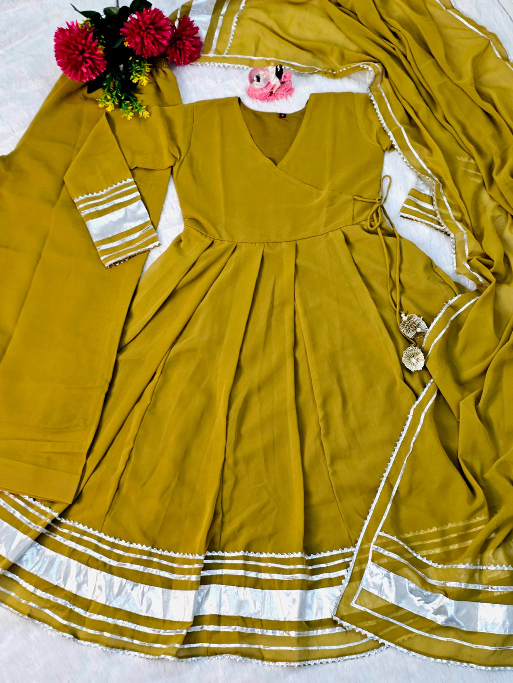 Royal Ethnic Look : Full Flair Anarkali With Gotta Work & Plazzo