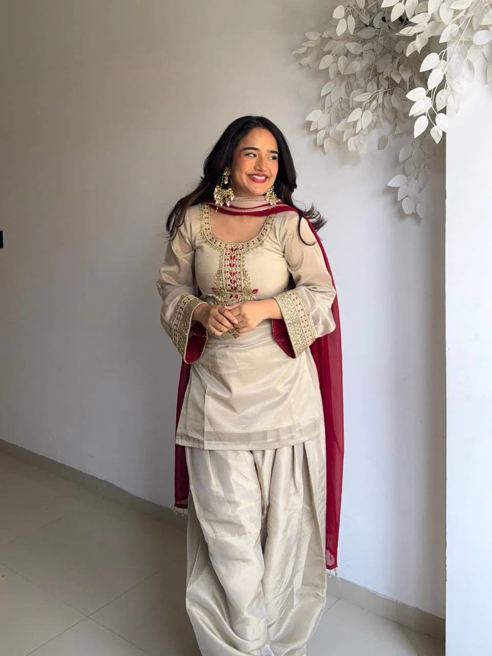 Designer Thread Work Organza Kurti & Farshi Pant Set â€“ Elegant Eid Wear