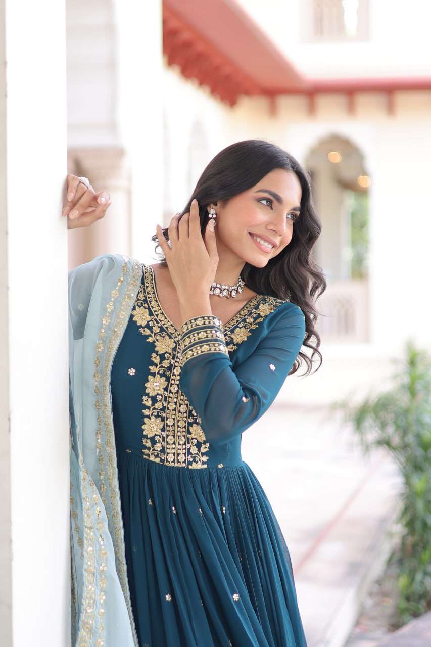 Elegant Long Gown With Russian Silk Dupatta : Perfect for Festive Evenings