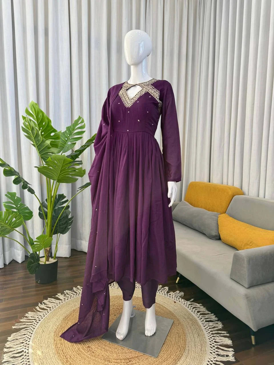 Chic Vichitra Silk Anarkali Set â€“ Perfect for Festive Occasions