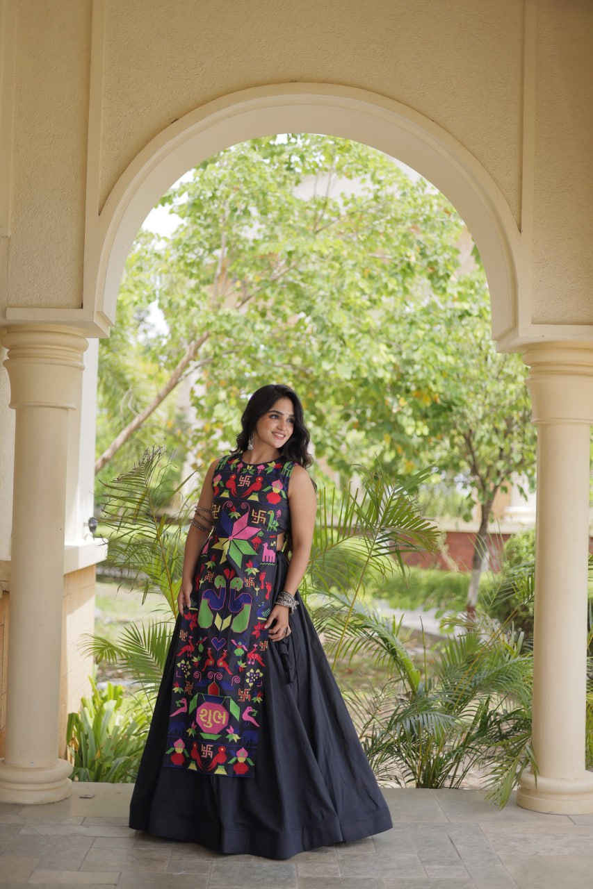 Elegant Cotton Lehenga Choli with Gamthi Embroidered Blouse for Festive Garba