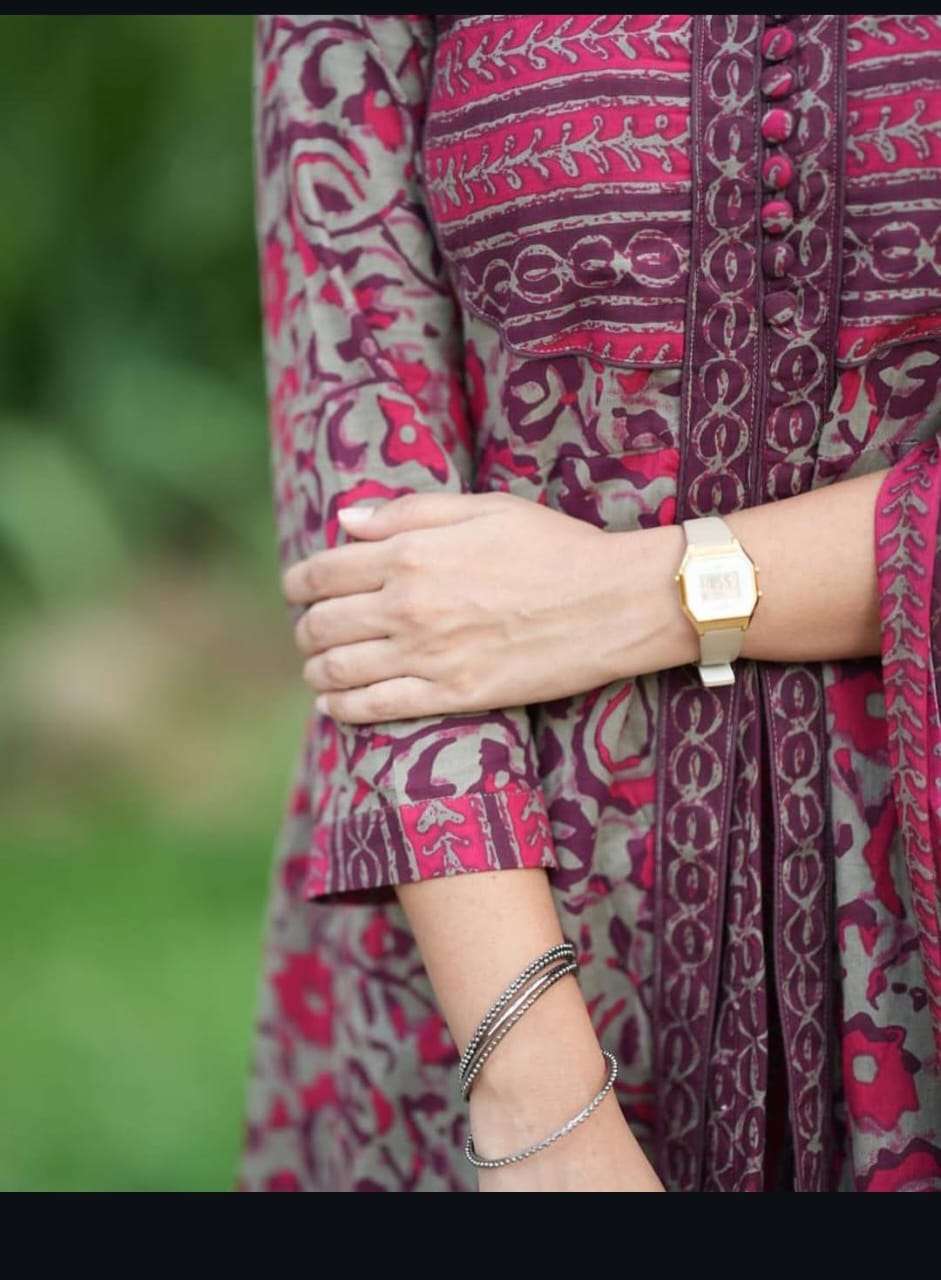 Crafted in cotton with intricate print work