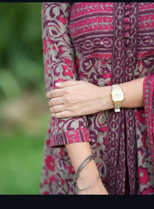 Crafted in cotton with intricate print work