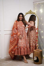 A must-have ethnic Cotton Kurti style for your wardrobe!