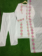 A graceful pick for a simple yet pretty look with Ethnic Cotton Kurti