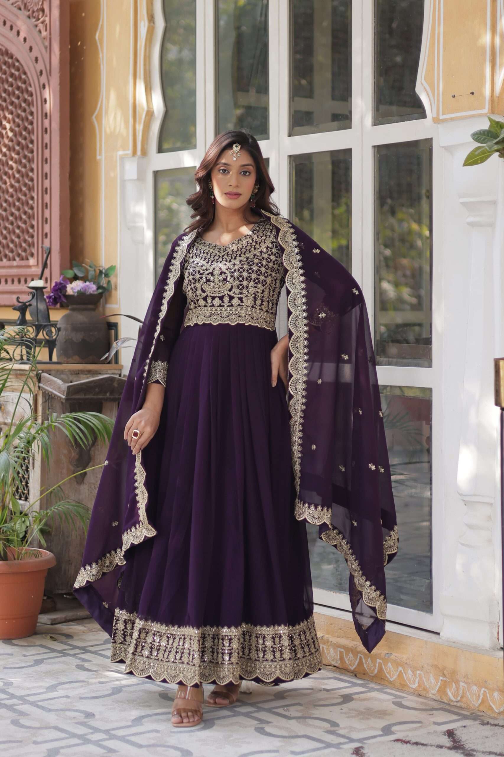 Elegant Faux Blooming Gown Set with Dupatta