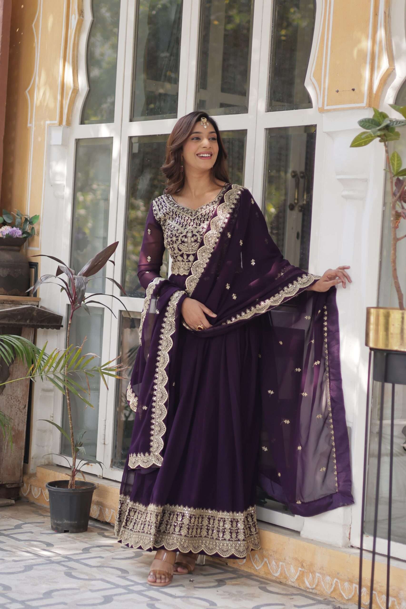 Elegant Faux Blooming Gown Set with Dupatta