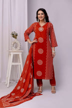 Comfort Fit Cotton Kurta Pant Set with Mirror Work & Pocket Detail