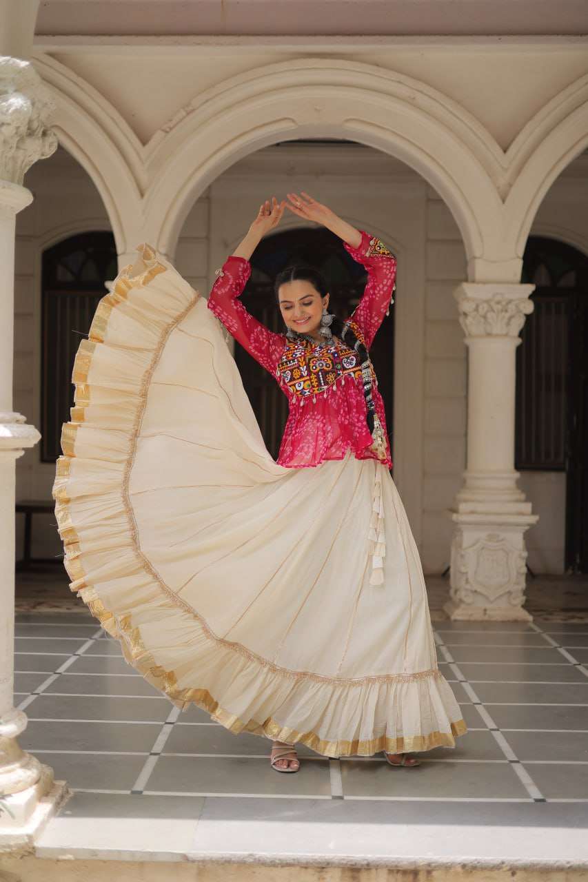 Pink Bandhani &amp; Kutchi Gamthi Patchwork Navratri Lehenga