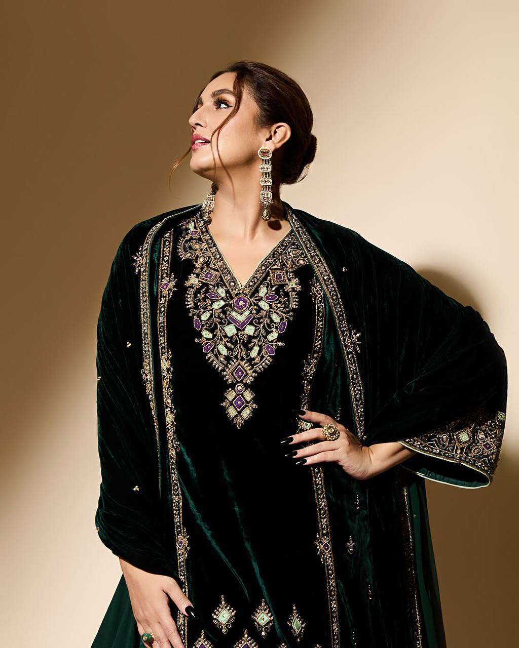 Glam up in this Velvet Kurti Pant Set with Dupatta