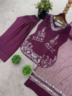 Style that shimmers — pure crepe silk with a touch of glam
