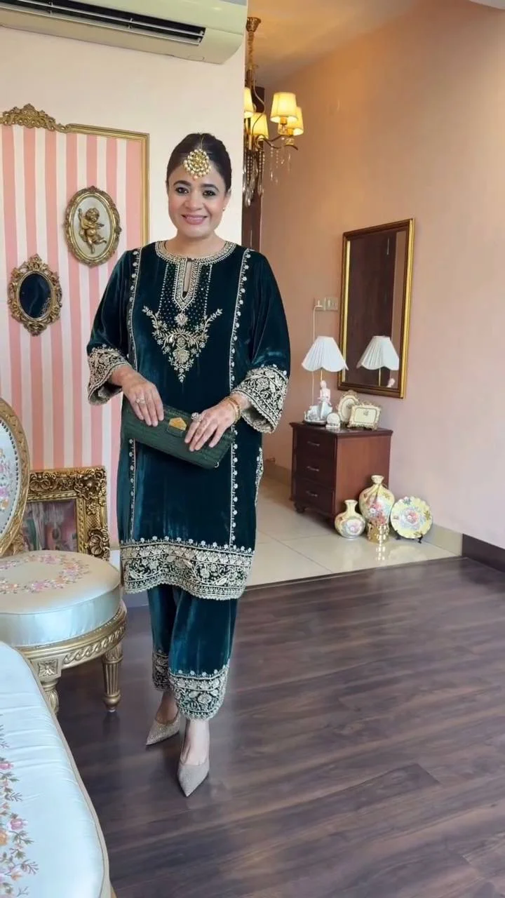 Velvet Sequence Embroidered Suit Set with Organza Dupatta