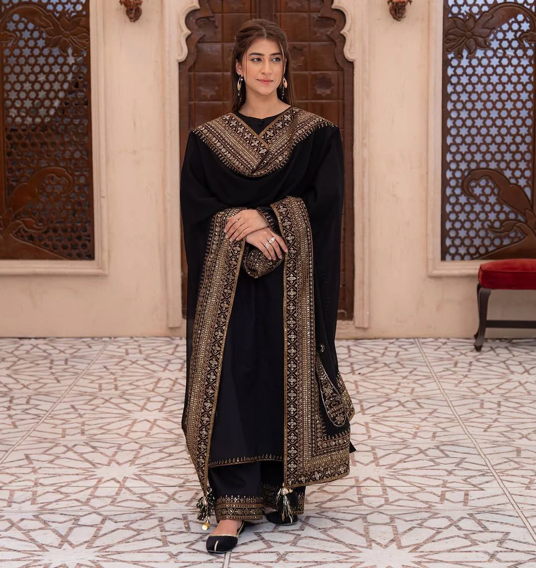 Traditional Black Natural Crepe Silk Top Bottom Suit with Lace Work Dupatta
