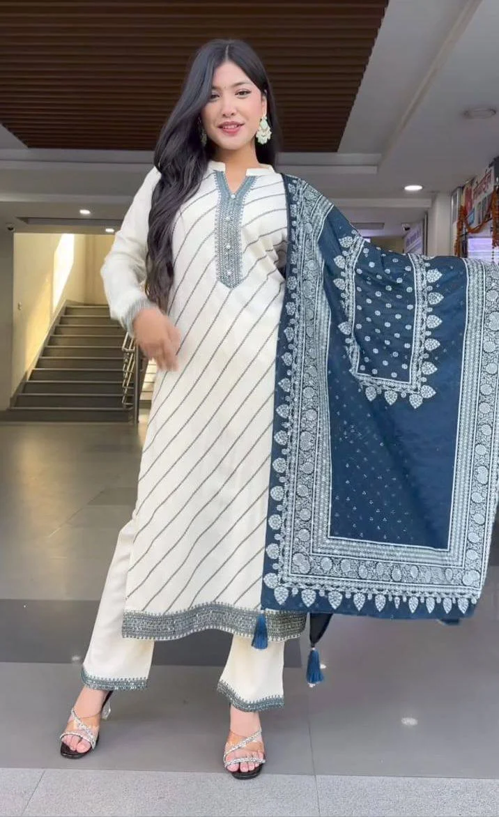 Chic Digital Print Muslin Kurta Pant Set With Dupatta